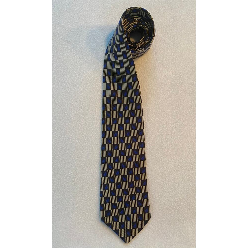 Brooks Brothers 346 Men’s Red Silk Necktie  3.75”W x 59”L Made In USA